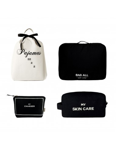 Essentials Getaway 4-Pack: Sleep, Skin, Tech & Pack, Black brillant des détails fins