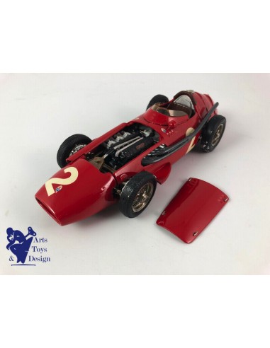 1/24 WESTERN MODELS WF4 MASERATI 250F N°2 1957 WHITE METAL AVEC MOTEUR suggérées chez